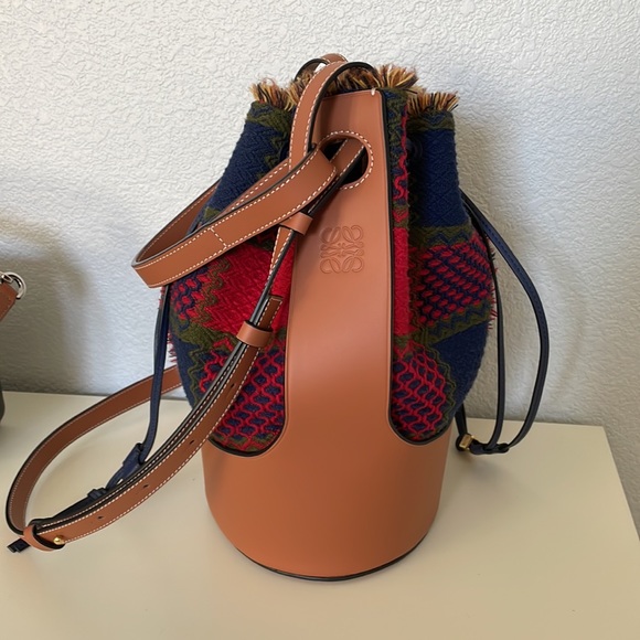 SOLD Loewe multicolor balloon bag - Picture 4 of 8